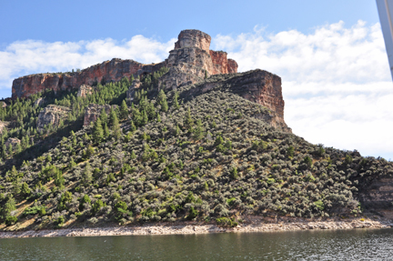Bighorn Lake and cliffs