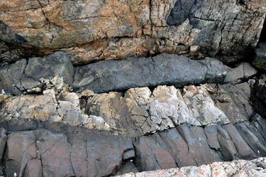 patterns in the rocks 