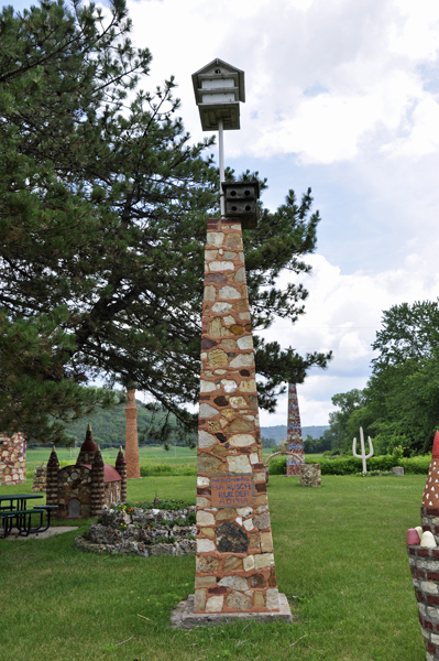 Birdhouses on Column