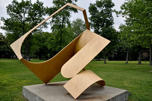 another view of the letter U artwork