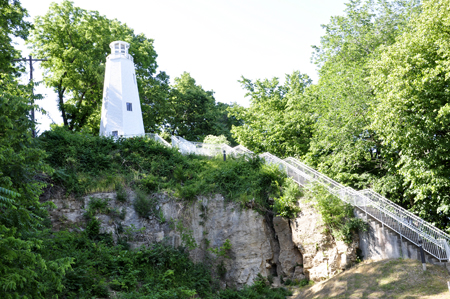 Mark Twain Memorial Lighthouse