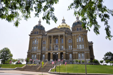 the Iowa State Capitol building