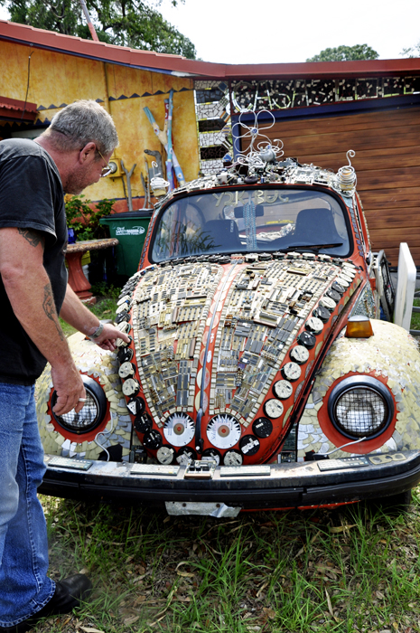 Charlie checks out the amazing volkswagon car