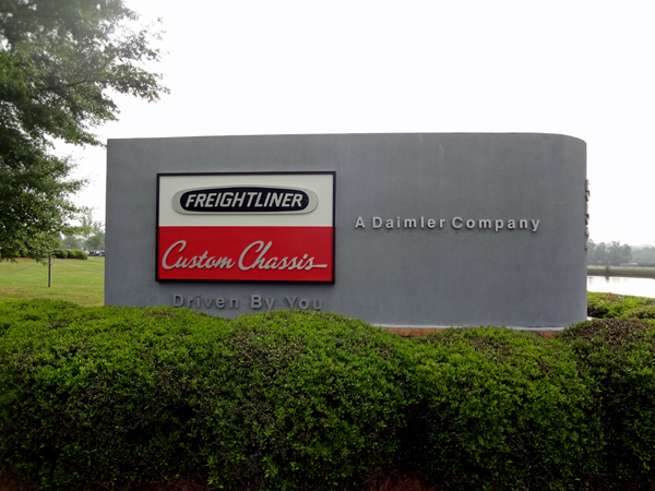 Freightliner Custom Chassis Corporation 