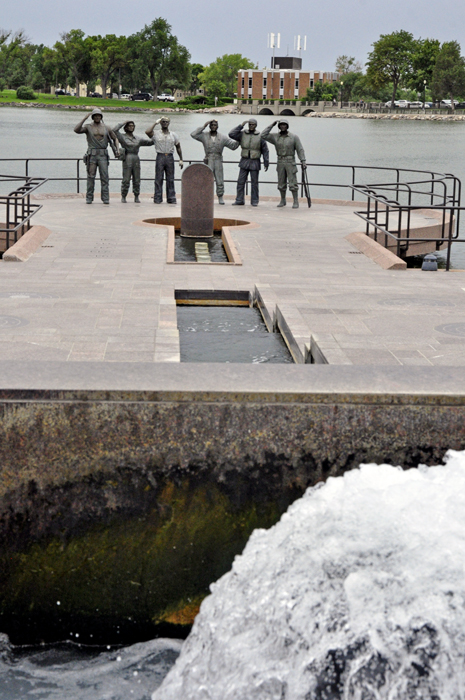 World War II Memorial and the flaming fountain
