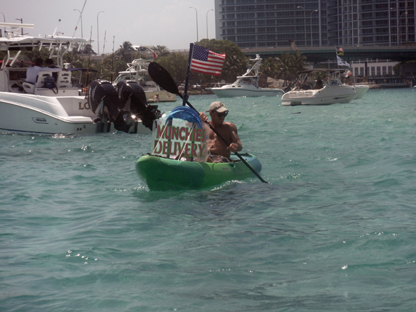 Munchie Delivery boat