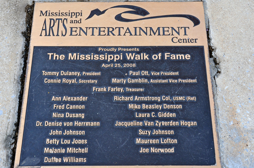 Mississippi arts plaque