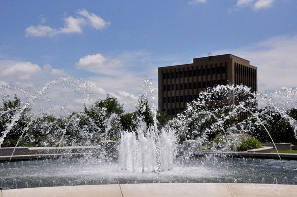 fountain at Fountain Park