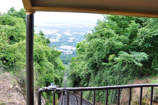 Almost to the top of Lookout Mountain