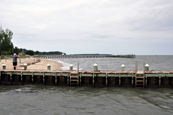 Lee Duquette photographing the beach area