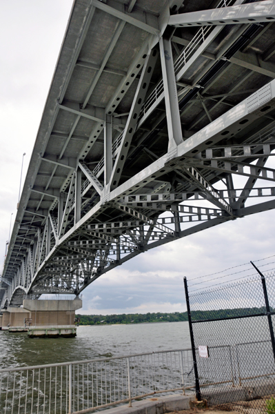Coleman Bridge