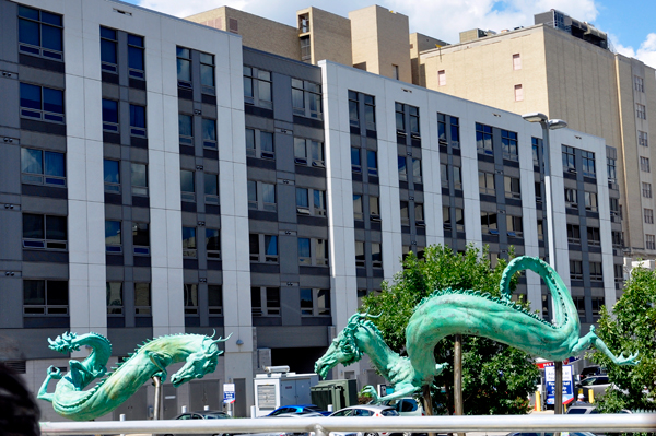 China Town dragons