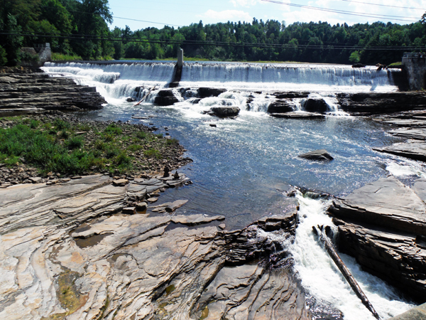 a dan / waterfall