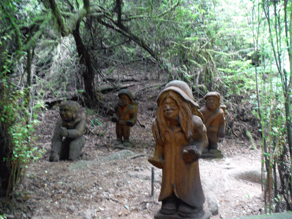 Little People  sculptures