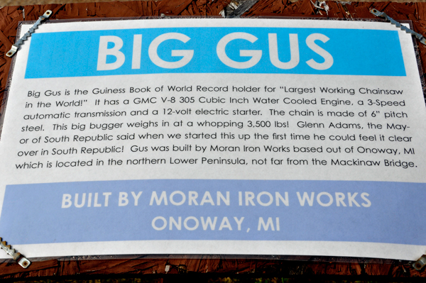 Largest working chainsaw in the world