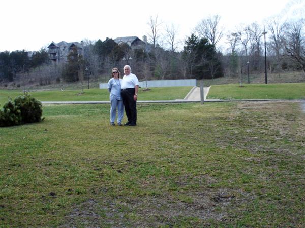 Karen and Lee Duquette