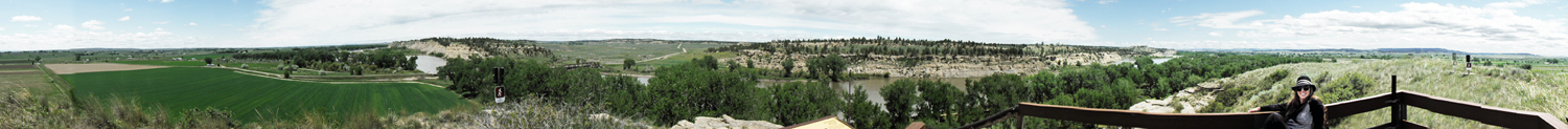 panorama at Pompeys Pillar