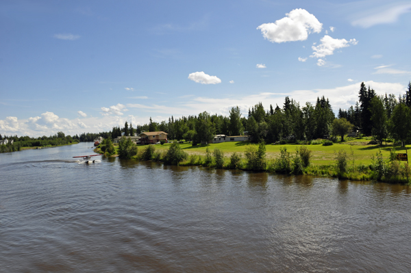 float plane showing off
