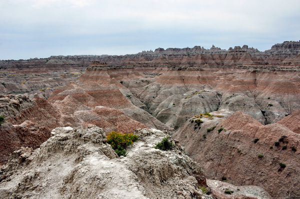 Badlands scenery from the Door Trail