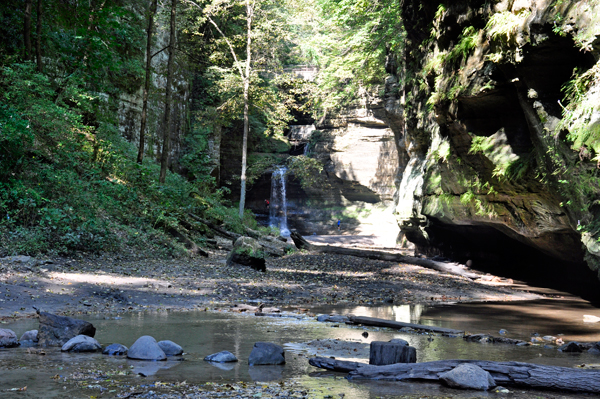 Cascade Falls in Matthiessen State Park