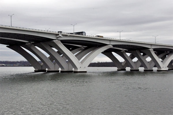 a bridge with a nice design