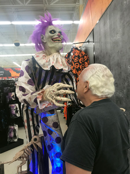 Lee Duquette got attacked at Spirit Halloween