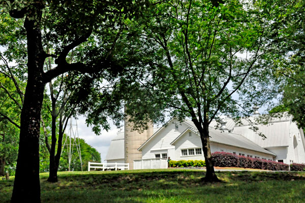 The Dairy Barn at Anne Springs Close Greenway