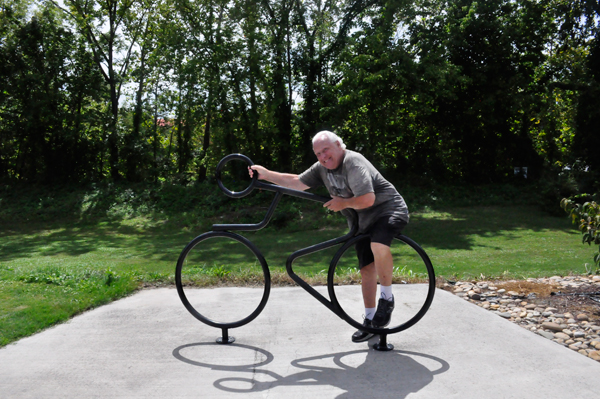 Lee Duquette on a fake bike
