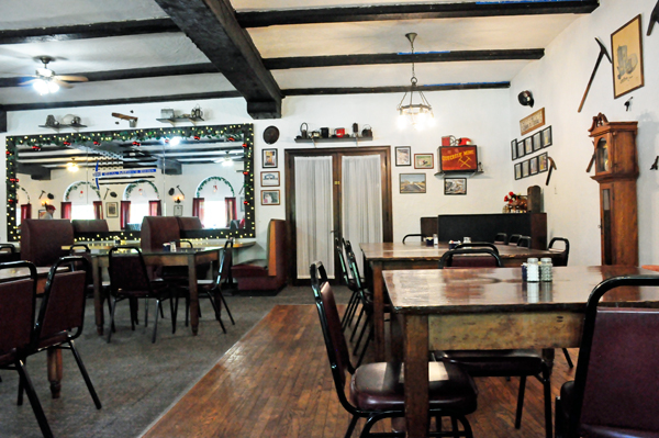 inside Coal Miner's Restaurant