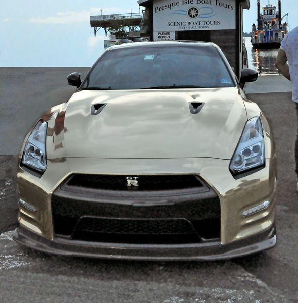 gold overlay car