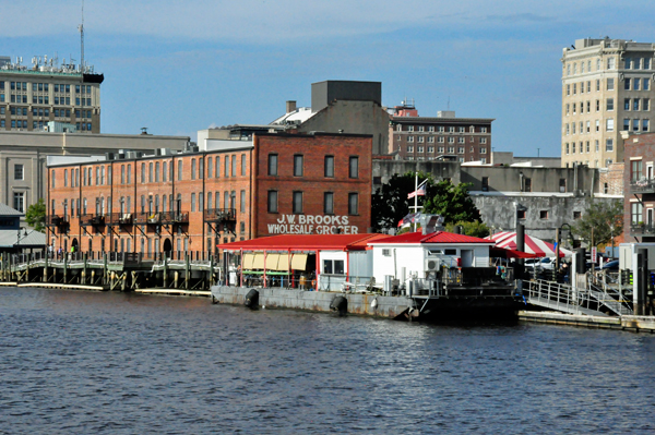 Anne Bonny's Bar and Grill 