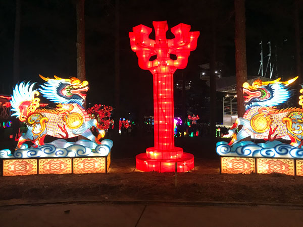 Dragons near the food court