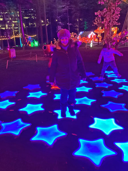 Karen Duquette playing on the stars