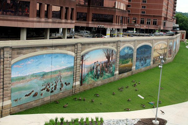 mural in Covington, KY