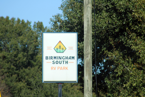 Birmingham South RV Park wlecome sig