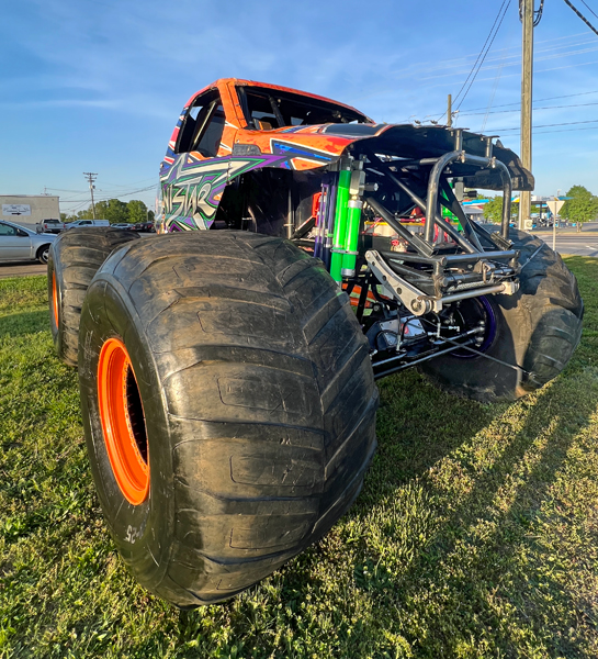 Sinistar monster truck