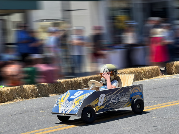 a local Pinewood Derby Race - car 9