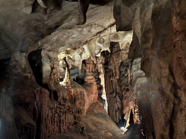 inside Endless Caverns