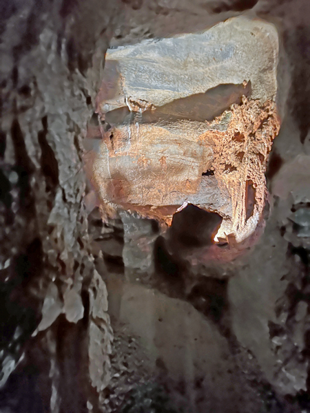  Endless Caverns