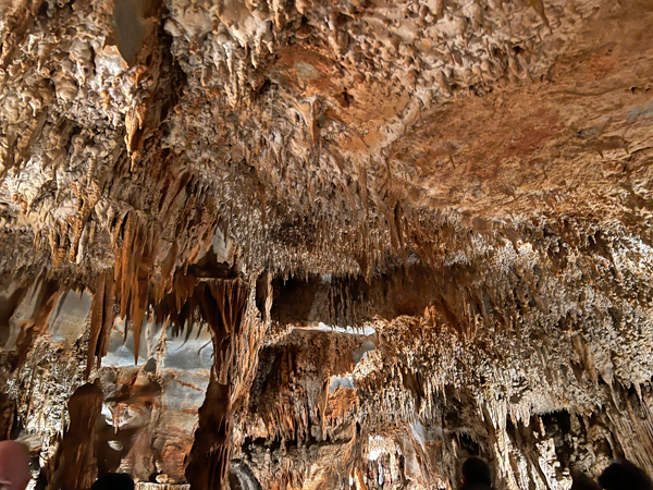 Endless Caverns