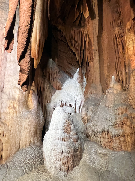 colored lights in Shenandoah Caverns