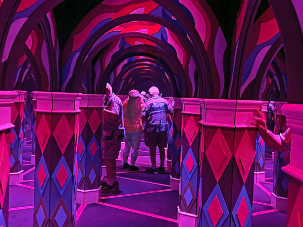 The two RV Gypsies lost in the mirror maze