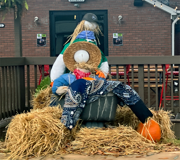 scrarecrow on top of scarecrow