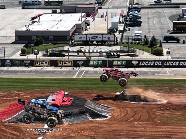 Son-UVA-Digger and Wild Side Monster trucks