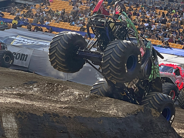 Jurassic Attack Monser Truck