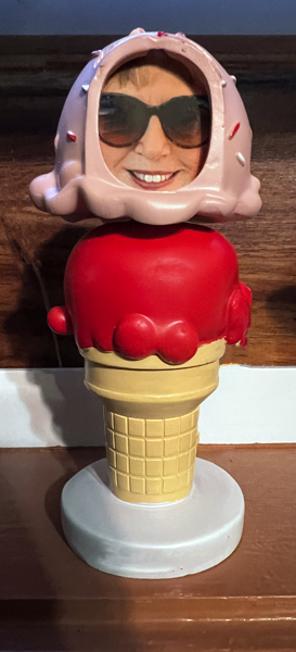 Karer Duqette became an ice cream cone