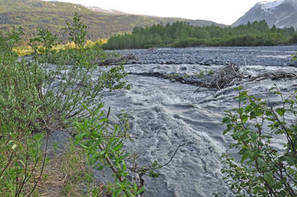 the river at HEIDEN CANYON