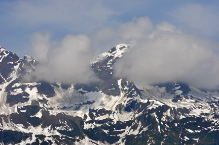 clouds on the mountain