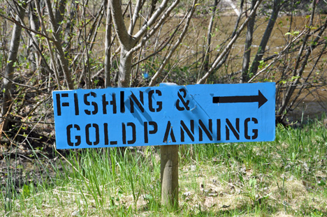 sign- fishing & gold panning