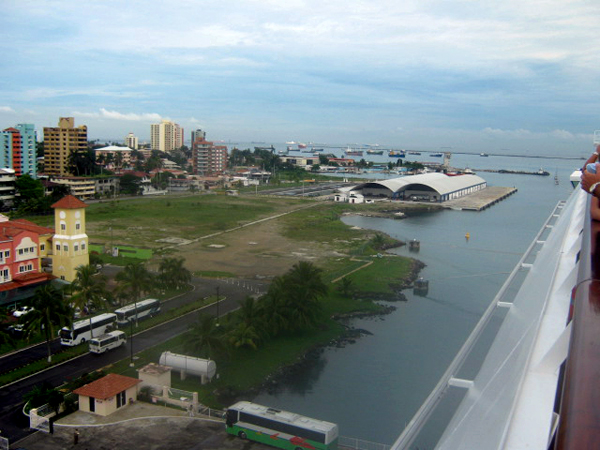 First views of Colon, Panama